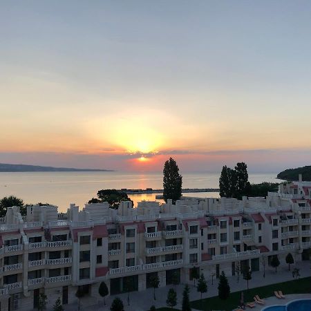 East From Paradise Apartment Varna Dış mekan fotoğraf