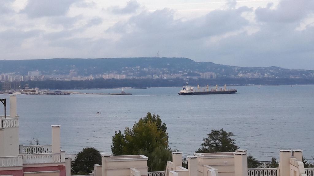 East From Paradise Apartment Varna Dış mekan fotoğraf